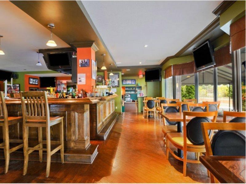 Hotel Ramada Coral Niagara Falls