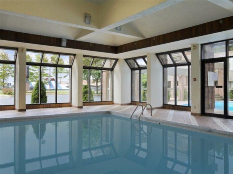 Ramada Coral Niagara Falls